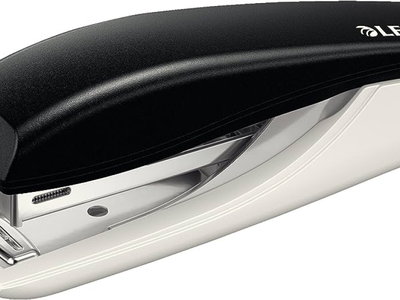 Leitz nietmachine inclusief nietjes